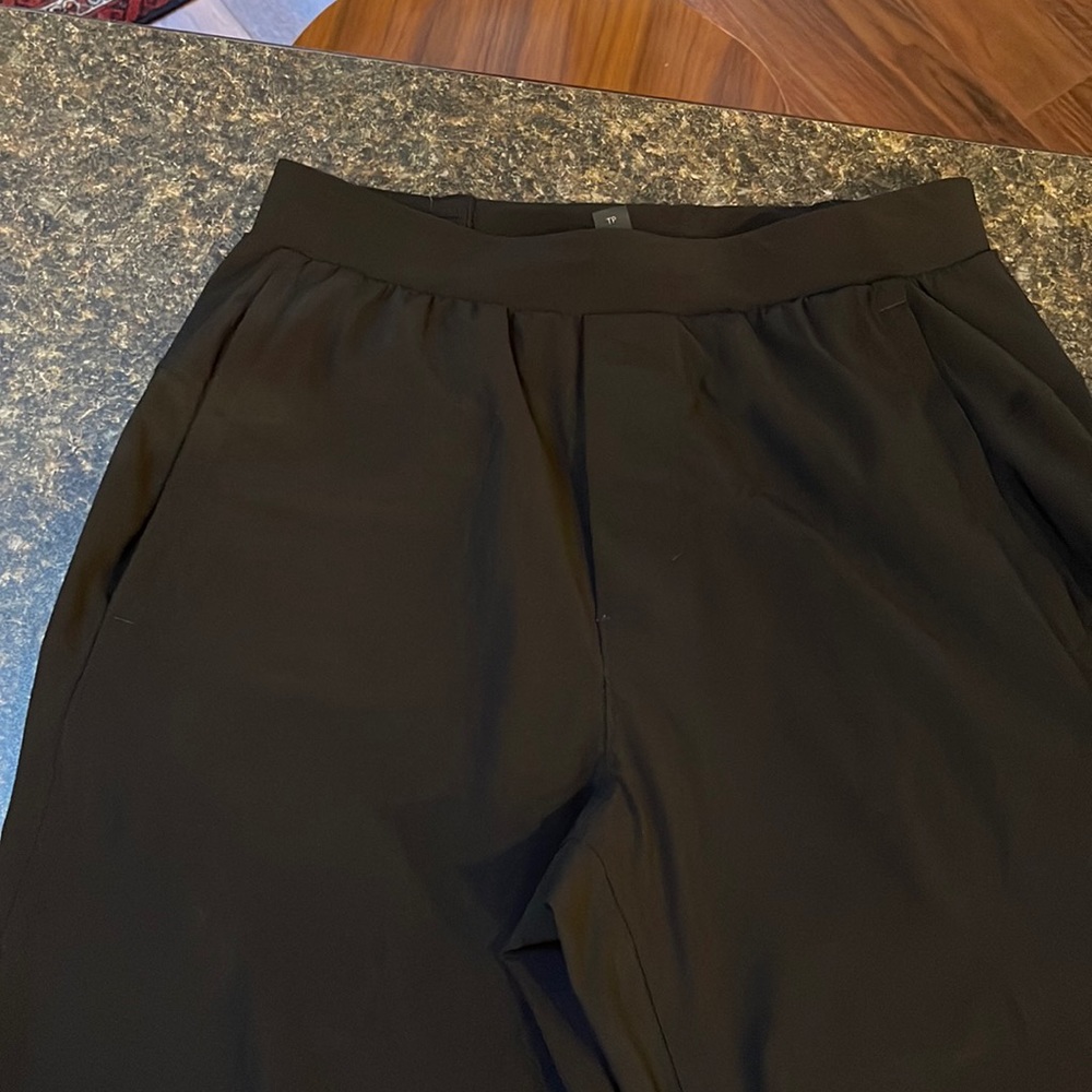 Lululemon lightweight pant